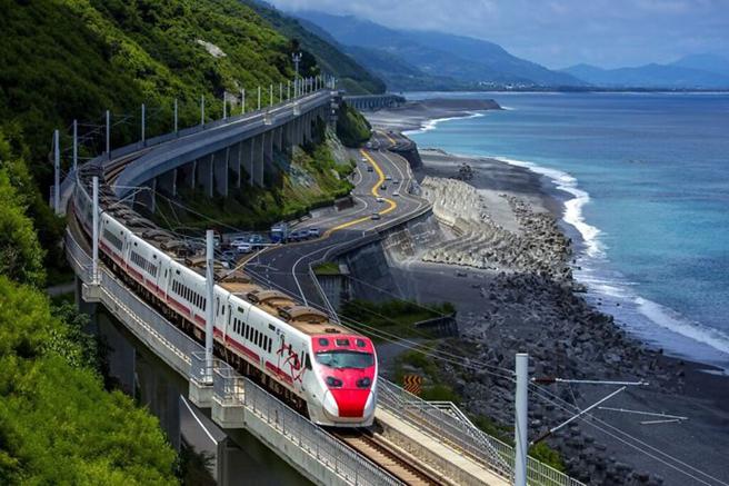 口袋臺东第一名－海天一线南迴线。图：台东县政府交通及观光发展处观光游憩科／提供