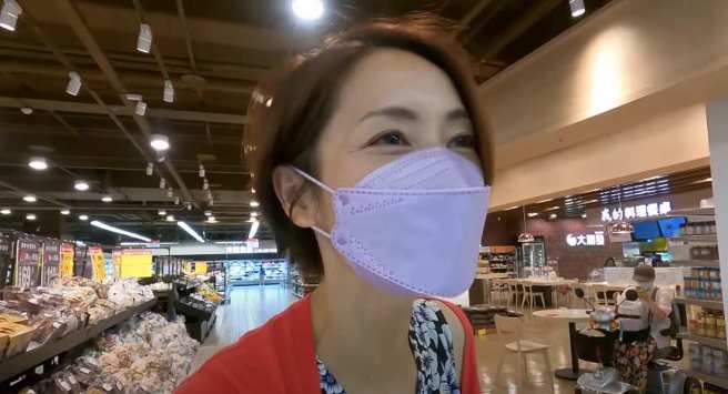 北川弘美日前逛大賣場，驚呼台灣物價竟然比日本貴3倍。(翻攝自北川弘美YouTube)