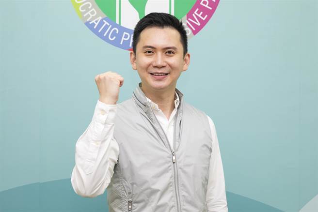 鄭朝方當選竹北市長將成新竹縣綠營的共主。（羅浚濱攝）