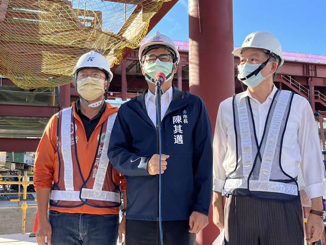 民进党高市党部今（28）日与市长陈其迈召开会议，希望以协调方式，通过产生正副议长人选，避免派系之争。（柯宗纬摄）