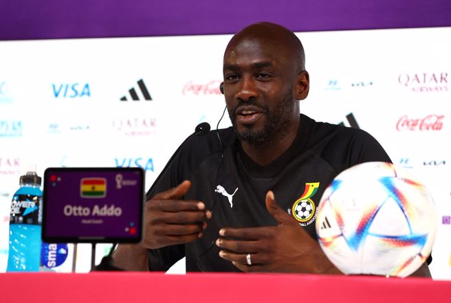 迦纳总教练阿多质疑葡萄牙C罗的12码罚球是获得裁判的眷顾，但阿多今日对于这番话道歉，希望FIFA不要追究。(路透资料照)