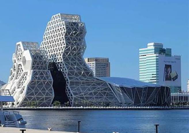 惊！高雄流行音乐中心码头惊见「红衣女浮尸」，民眾吓傻。(中时资料库)