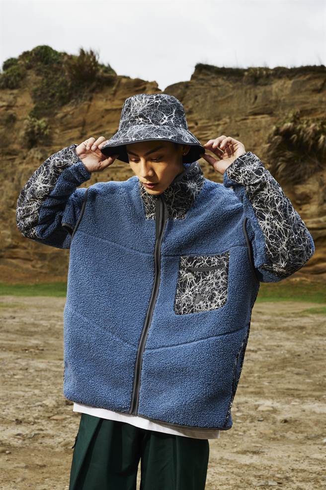 adidas TERREX与And Wander的联名系列包含羽绒外套、仿羊羔绒运动外套、后背包及渔夫帽等户外运动装备，设计灵感来自人体与大自然。（adidas提供）