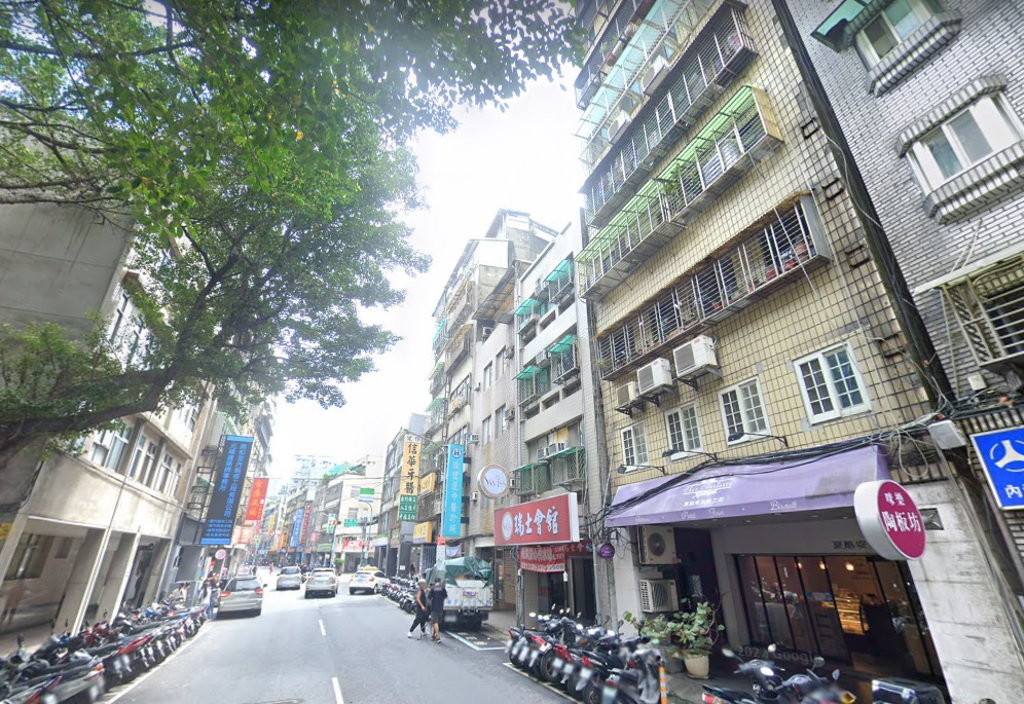 有建商整合萬華區內江街4棟老建物，總金額約4.6億元。(圖/翻攝自Google街景)