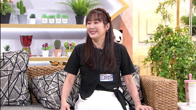 陳立芹因不愛喝水，半夜血尿送醫。（年代提供）