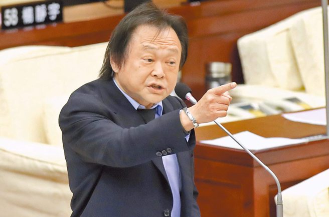 民進黨台北市議員王世堅（圖）認為，黨內有人想對選民運用「政治綁架，感情勒索」。（中時資料照）