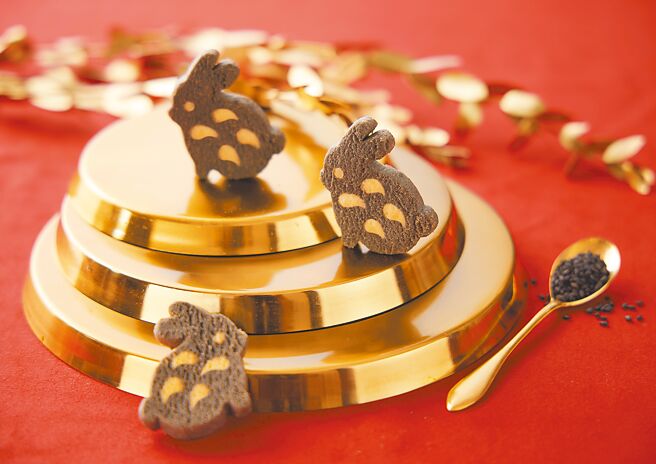 「九鬼特濃胡麻兔子餅乾」為詩特莉新春系列禮盒限定口味。（詩特莉提供）