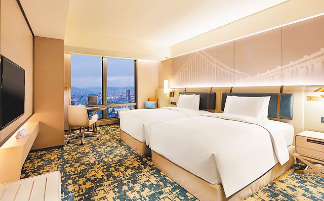 新板希爾頓酒店推出「聖誕住房專案」，每日限量10間。（新板希爾頓酒店提供）