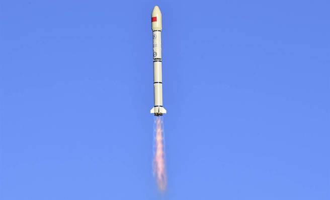 中方去年在酒泉衛星發射中心用長征2號丙（長征2C）運載火箭/遠征1號S遙2上面級，成功將融合試驗衛星01/02星送入預定軌道。（新華社）