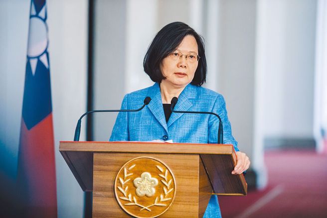 林浊水表示，蔡英文(图)自己检讨败选乱射靶，民进党要郑文灿主持检讨是为难郑。 （图／本报资料照片）