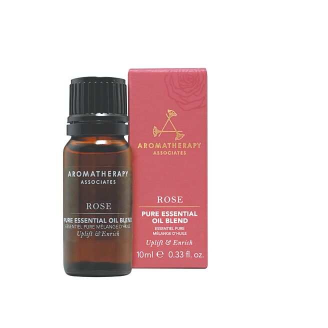 Aromatherapy Associates暖心橙香／欢沁玫瑰（见图）精油售价1400元／10ml。（Espace Beaute提供）