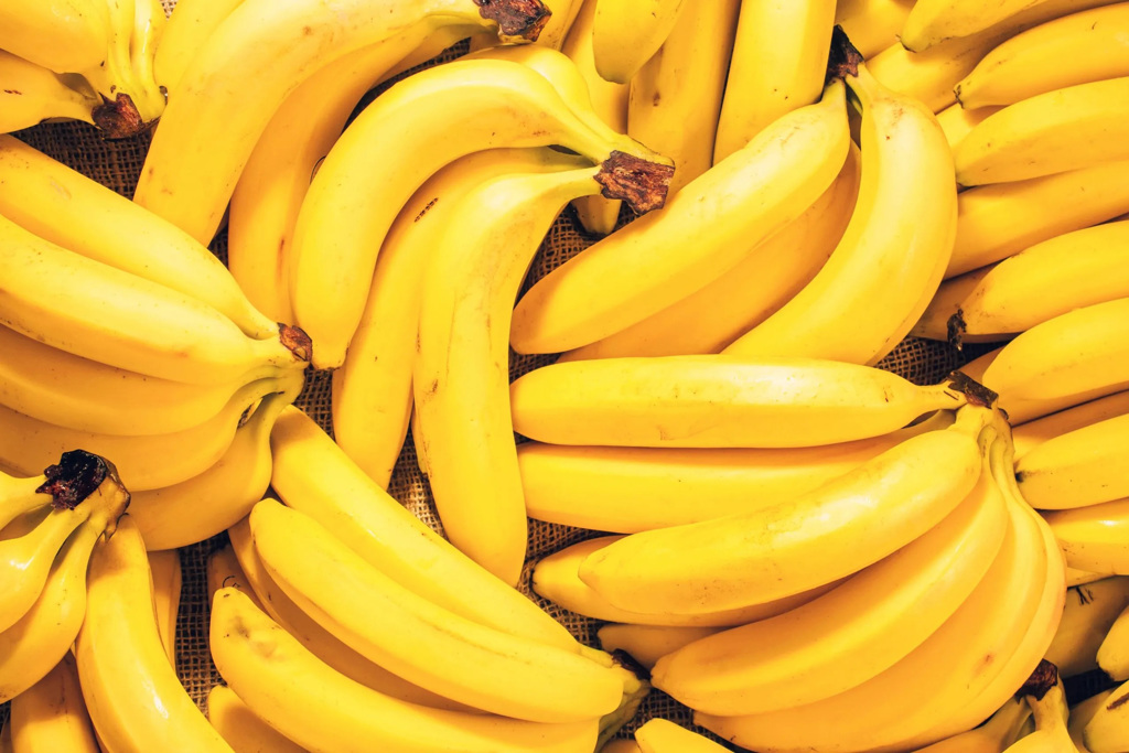 香蕉是最流行的水果，沒想到它的成份或許可以對抗病毒感染。(圖/shutterstock)