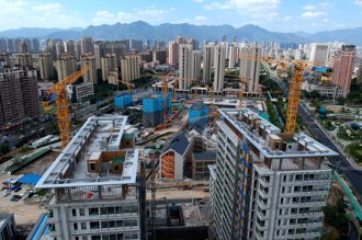 穆迪信評：中國房地產危機加劇金融體系風險