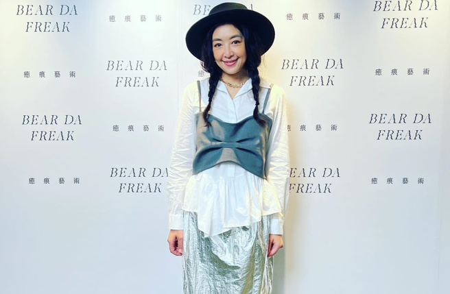 路嘉怡主持流行时尚节目闻名。(路嘉怡脸书)