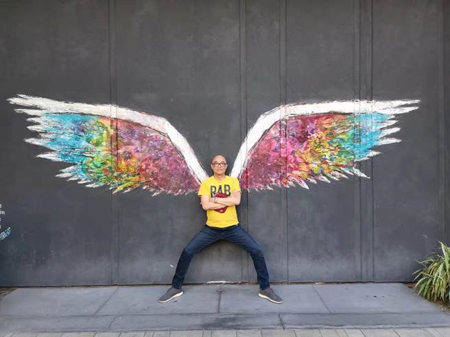 王治平偕同音乐好友们举行「王治平蓝调之夜𝑩𝒍𝒖𝒆𝒔 𝑰𝒏 𝑻𝒉𝒆 𝑵𝒊𝒈𝒉𝒕」。（新视纪整合行销提供）