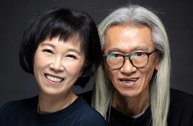 歌手熊美玲（左）和作词人林秋离（右）结婚多年。（图／熊美玲facebook）