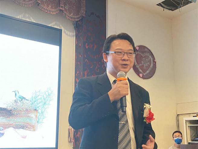 長期關注環境議題的暨大教授陳谷汎接任埔里國中家長會長，他盼環境永續教育能向下紮根。（民眾提供／楊靜茹南投傳真）