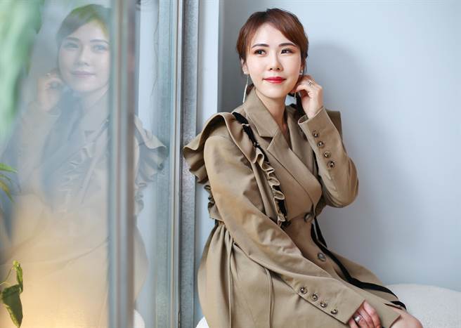 吴申梅日前报喜分享结婚消息。（陈俊吉摄）