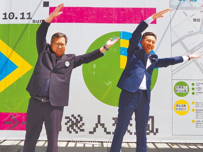 郑文灿（左）曾力挺林智坚（右）论文绝对没有抄袭，反批余正煌「过河拆桥」，未料如今自己论文也被认定抄袭，丢掉硕士学位。(图／资料照、)