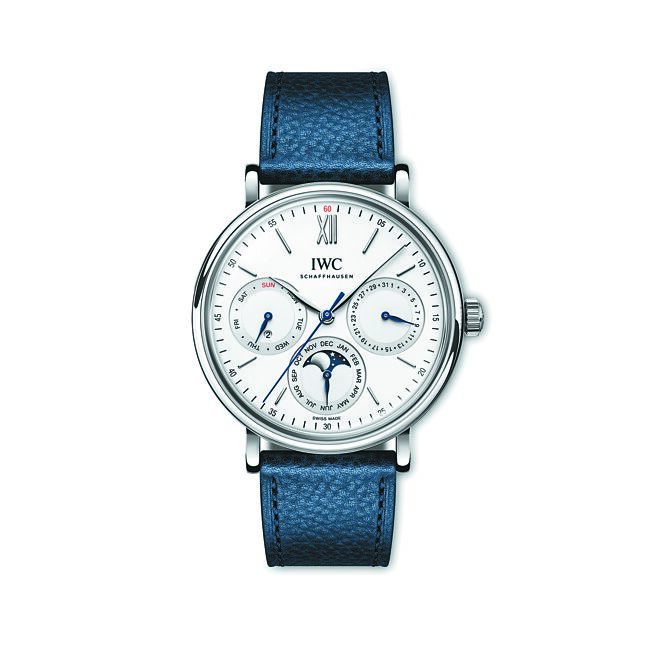 沙夫豪森IWC万国表的经典柏涛菲诺系列万年历腕表，精钢款74万6000元。（IWC提供）
