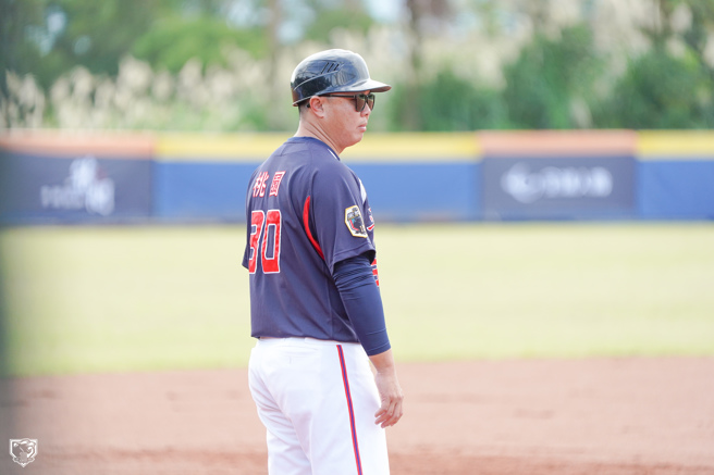 平镇高中总教练吴柏宏。（资料照，中华棒协提供）