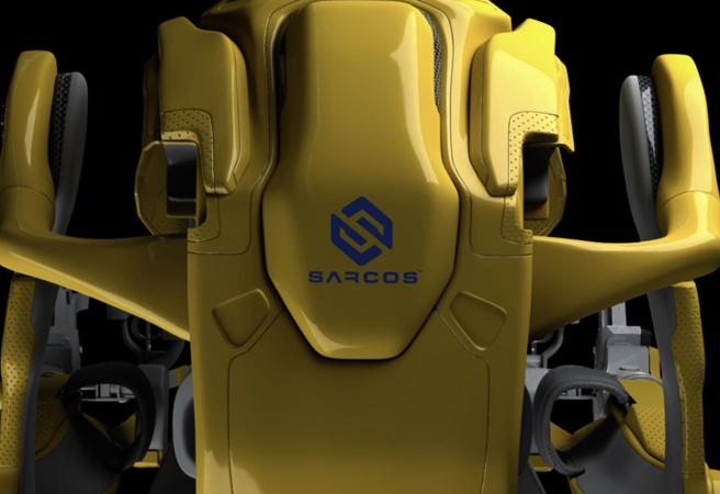 装填机器人是为了缓解长期、重復性的将100磅重的炮弹抬入炮弹装填机时所造成的问题。（Sarcos Defense）