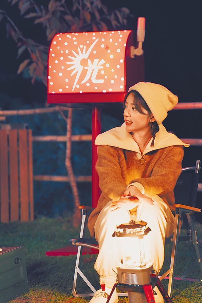 郭雪芙許願《華燈初上》的演員們一起開露營派對。（TVBS提供）