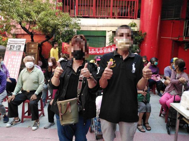 高雄市雄美慈善会由陈女担任理事长，与王男共同主导会务，表面上看似行善，私底下却把街友、独居老人、边缘户当成提款机。（图／翻摄慈善会脸书）