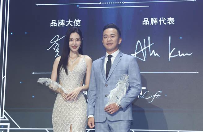 美佳美帝国际企业总经理郭国宏Allen（右）邀请女神曾莞婷续约担任品牌大使。（MINT LIFT神力拉提提供）