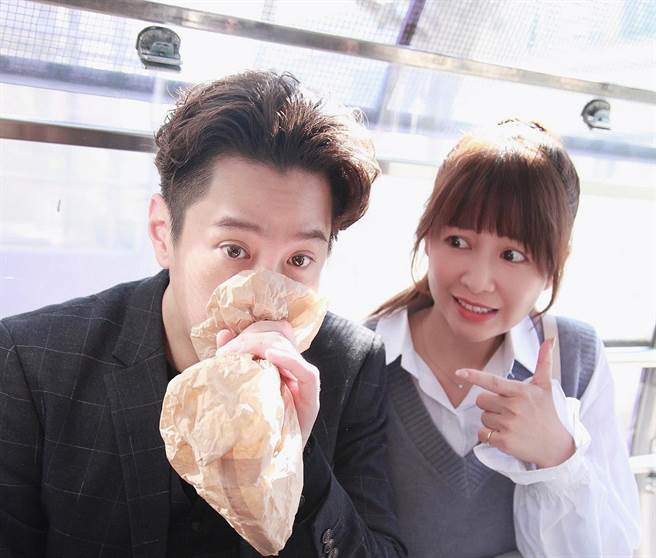 吴东谚演恐慌症演到身体真的不适。（民视提供）