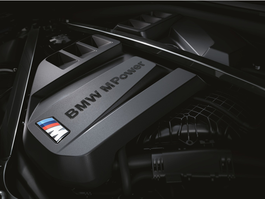 全新世代BMW M2搭載3.0升 M TwinPower Turbo直列六缸引擎，最大馬力高達460德制馬力，最大扭力550牛頓米，零百加速僅需4.1秒即可完成。(汎德提供)