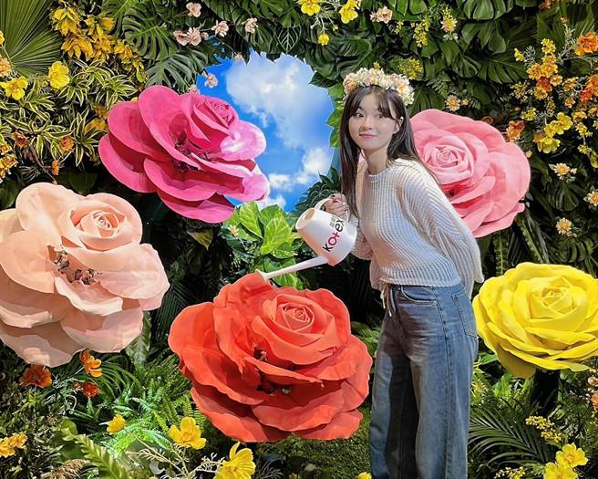 《 Kotex進步花園》互動展，精心打造華麗奇幻互動式花園與絕美風格IG拍照打卡場景，短短兩周即吸引近兩千位女孩朝聖。（Kotex 提供）