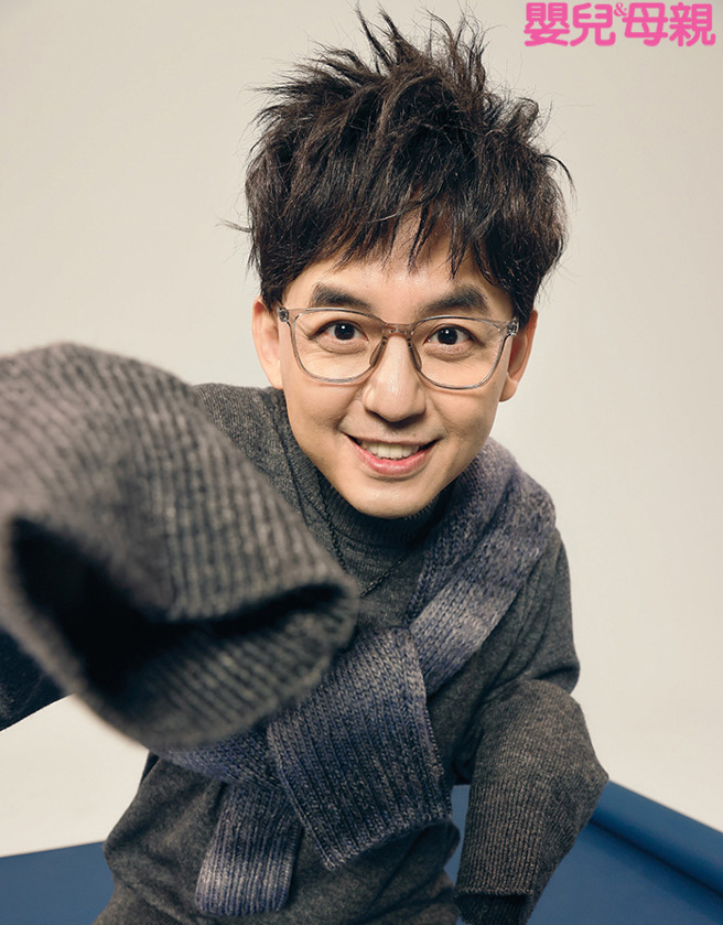 黄子佼 「做中学」的奶爸哲学。（图/ 婴儿与母亲提供）