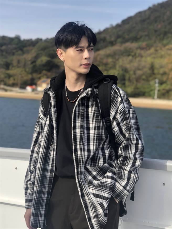 柯朋宇暌違2年重遊日本。（光與澈音樂提供）