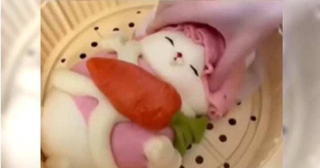 女大生卖造型馒头，一开始被家人亲戚看不起，结果第三年她已经要买第二间房。（图／翻摄自微博）