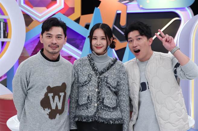 阿Ken（左起）、安心亚、张立东。（中天提供）