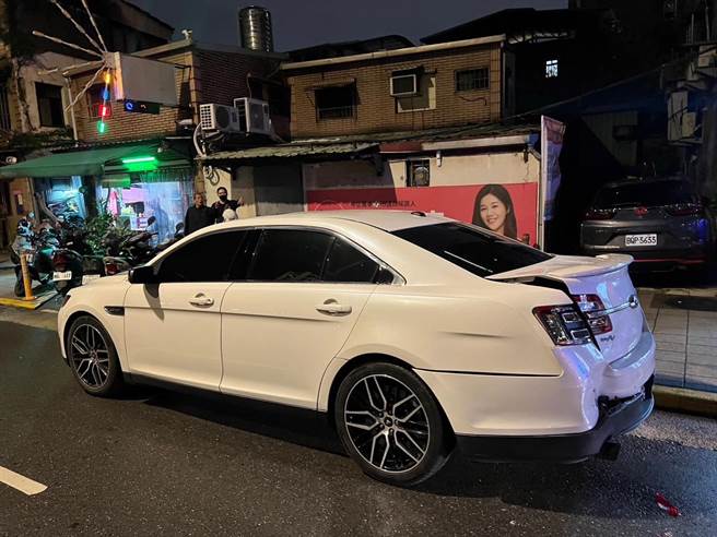 林男谎报自己车子被撞，他当时在车上也受伤。（警方提供）