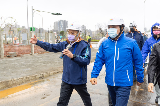 新北市市长侯友宜近期穿上蓝色外套。（图／取自侯友宜脸书）