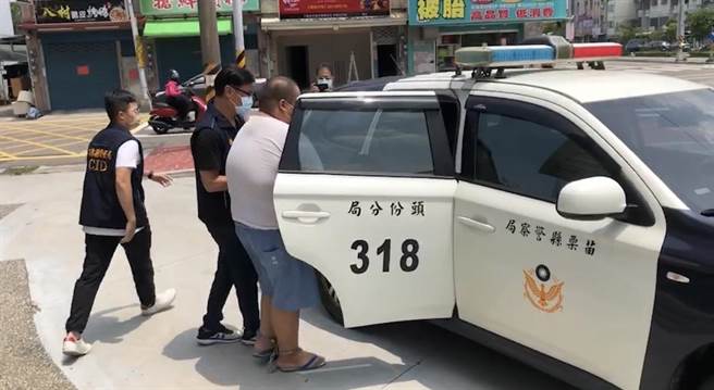 苗栗县警头份分局查获柬埔寨诈骗案嫌犯。（读者提供／谢明俊苗栗传真）