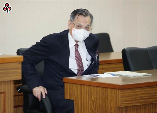 国安局长陈明通在台大国发所指导的绿营政要论文近来不断爆出抄袭，当中包含前新竹市长林智坚与桃园市长郑文灿两人因此台大硕士文凭遭撤销，外界认为他难辞其咎。(本报资料照)