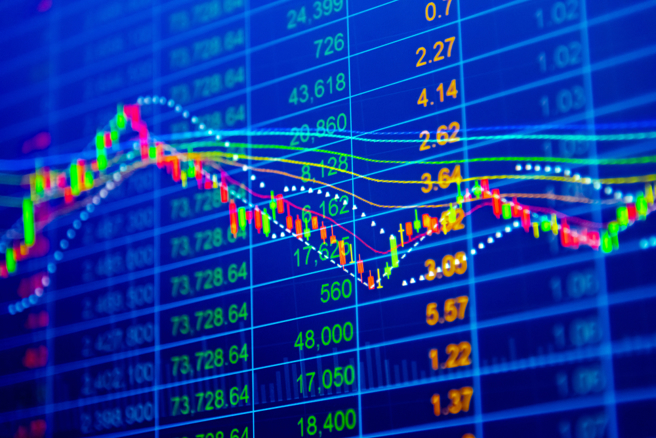 台积电赴美设厂，股价500元附近震盪，半导体供应链获资金流入。（示意图／Shutterstock）