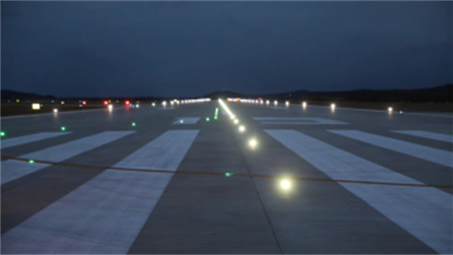 據近日調查顯示，大陸民眾對出境旅遊意願低落，並將香港列為邊境開放後的首選地點。（黑龍江日報）