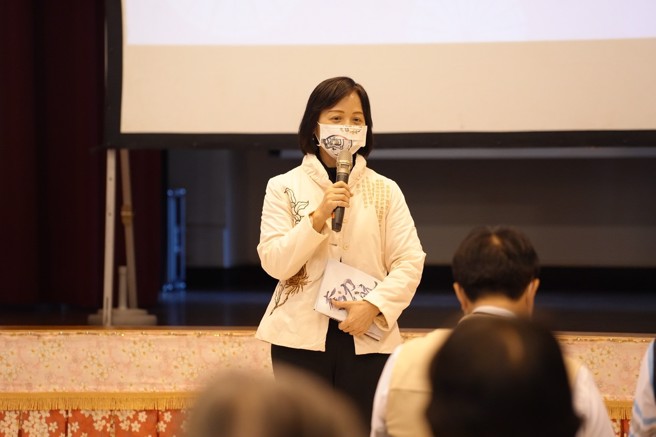 「府城客家─2022臺南客家人文地图」影像暨专书发表记者会于今(7)日办理，7支影像及2本专书，纪录400年来不同时期客家人与臺南密切链结的「府城客家身影」。（图/臺南市政府客家事务委员会提供）