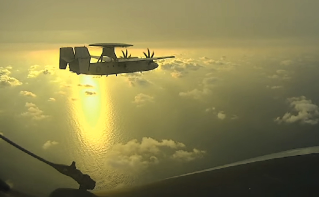 美国国会眾议院议长佩洛西访问台湾之后，中共军机大幅度提升了在台湾周边空域的演习、侦查和威胁行动。（图／空军司令部脸书）