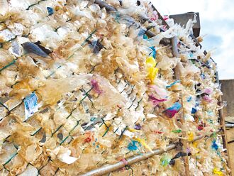 塑膠袋入侵汙染 澎湖飲水堪憂