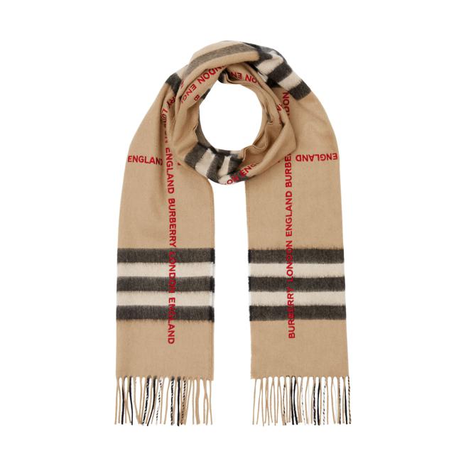 BURBERRY徽标格纹喀什米尔围巾，米色，2万4500元。（BURBERRY提供）
