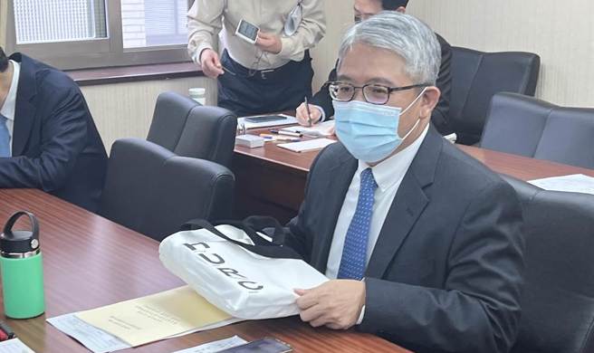 内政部代理部长花敬群表示，最晚下周会报到行政院。（游念育摄）