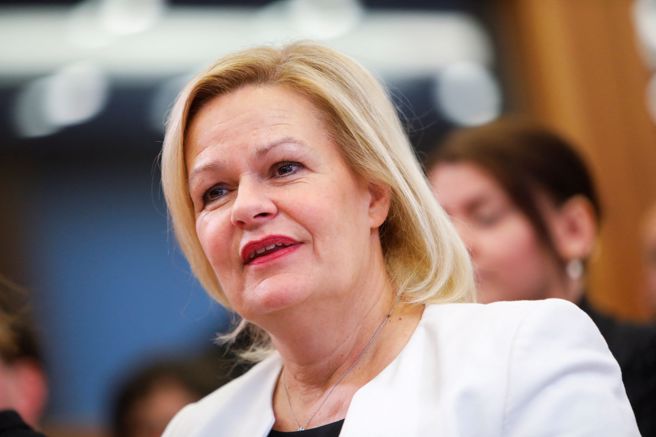 图为德国内政部长费瑟（Nancy Faeser）(图/路透社)