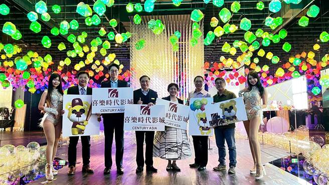 喜乐时代影城插旗高雄，斥资2亿打造高市总图馆，今（8）日正式开幕。（柯宗纬摄）