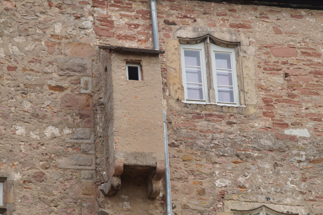 德国中世纪城堡的厕所。（示意图/达志影像/shutterstock）